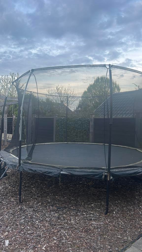 Trampoline, Ophalen, Gebruikt