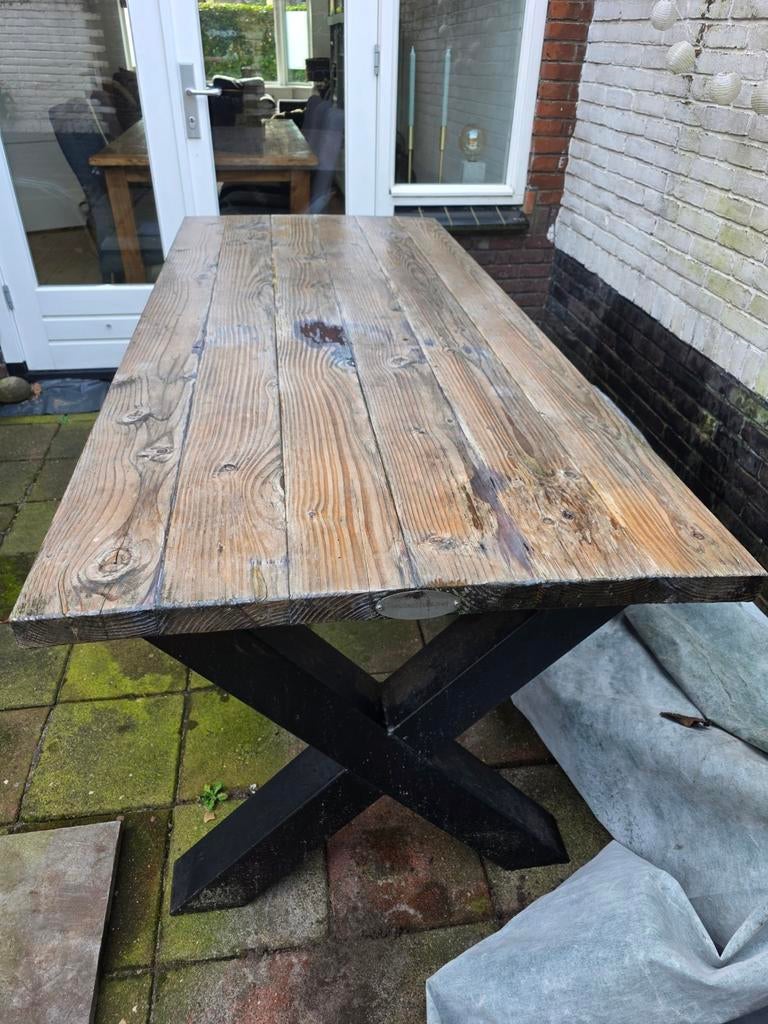 Houten tuintafel met metalen X poten, Ophalen