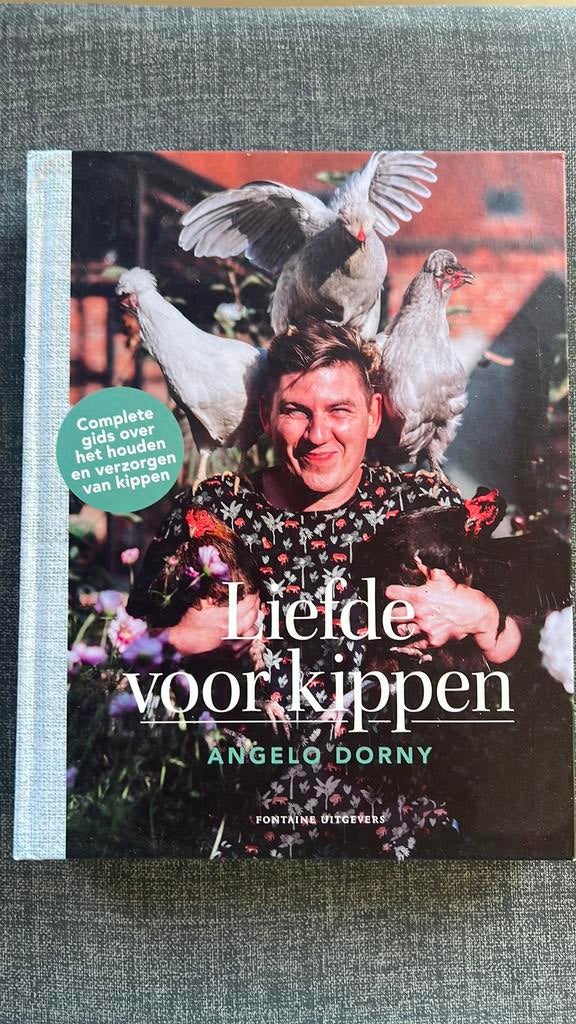 Angelo Dorny - Liefde voor kippen, Angelo Dorny, Ophalen of Verzenden, Zo goed als nieuw, Vogels