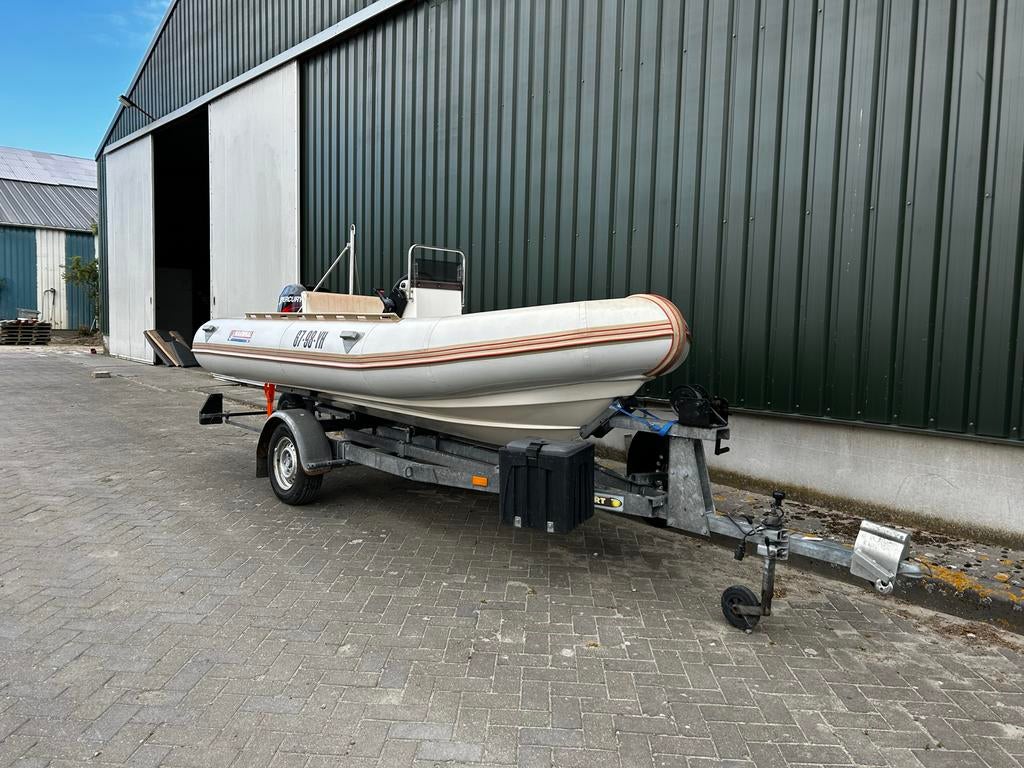 Narwhal H-450 RHIB met Mercury 40 pk en Pega trailer, Gebruikt, Benzine, Minder dan 70 pk, Overige materialen