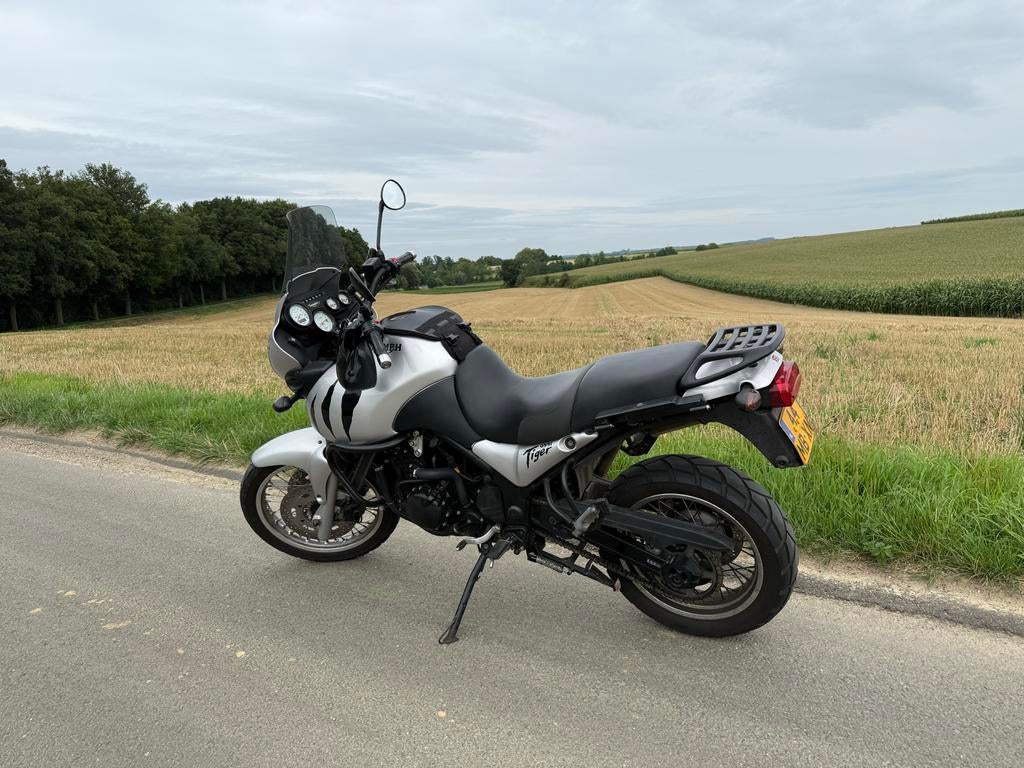 Triumph Tiger 955i -  slechts 32.000 km!!, Motoren, Handvatverwarming, Motorrijbewijs A, Gebruikt, 3 cilinders