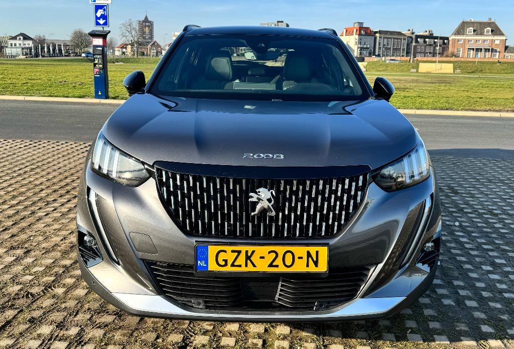 Peugeot 2008 1.2 GT | PureTech 130 | Automaat | Camera | LED, Auto's, Peugeot, 1199 cc, USB, Leder en Stof, 1200 kg