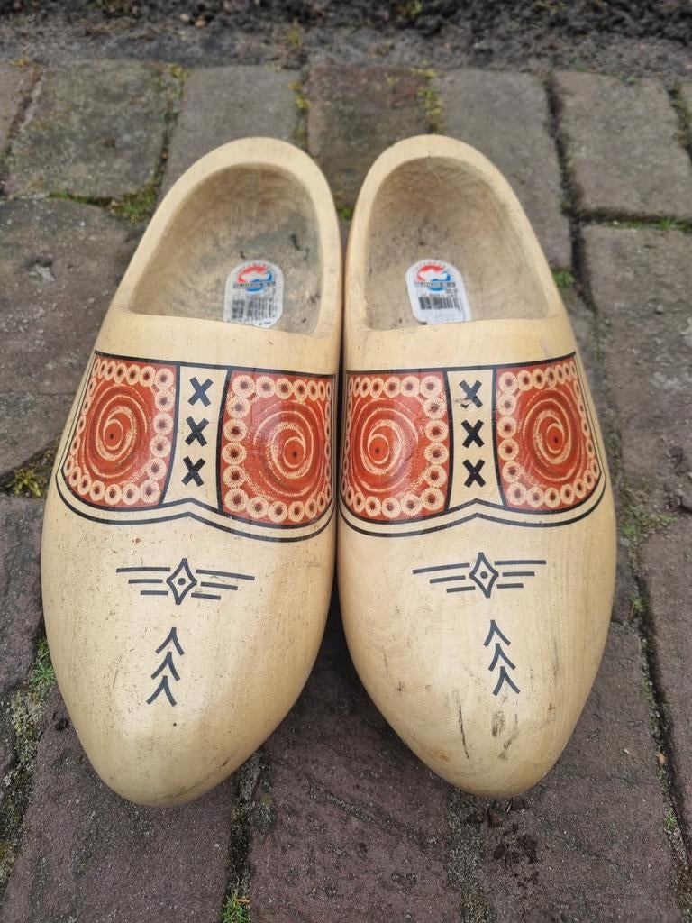 Nette amper gedragen klompen, Ophalen of Verzenden, Gebruikt