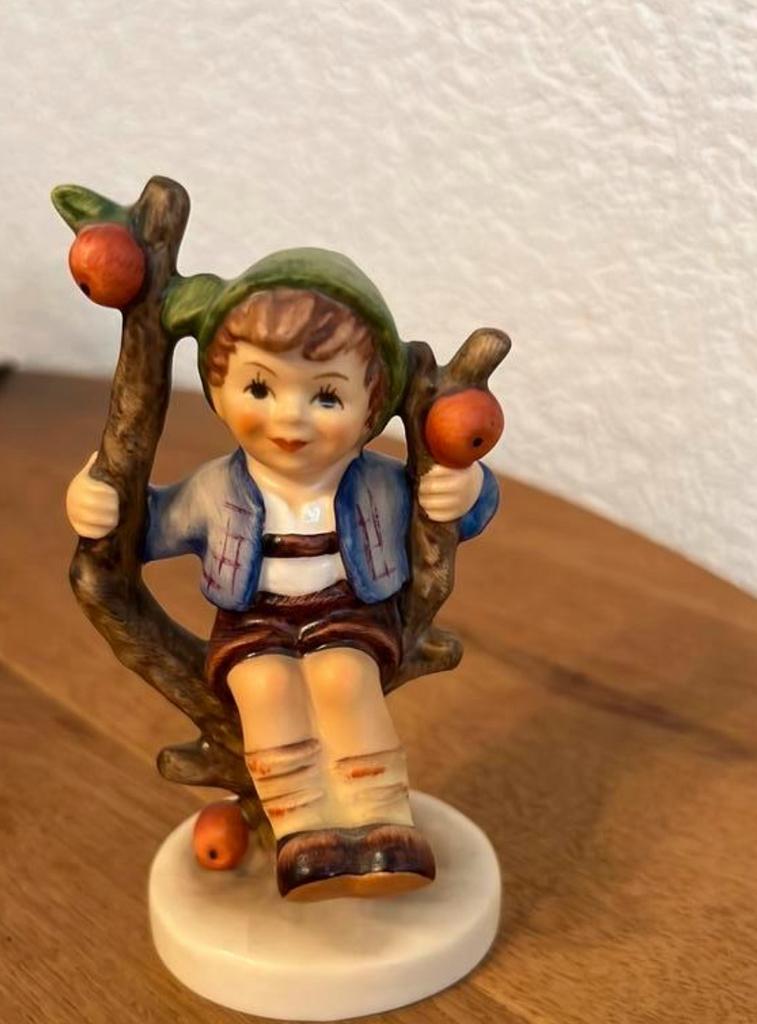 Hummel beeldje, Ophalen of Verzenden, Zo goed als nieuw