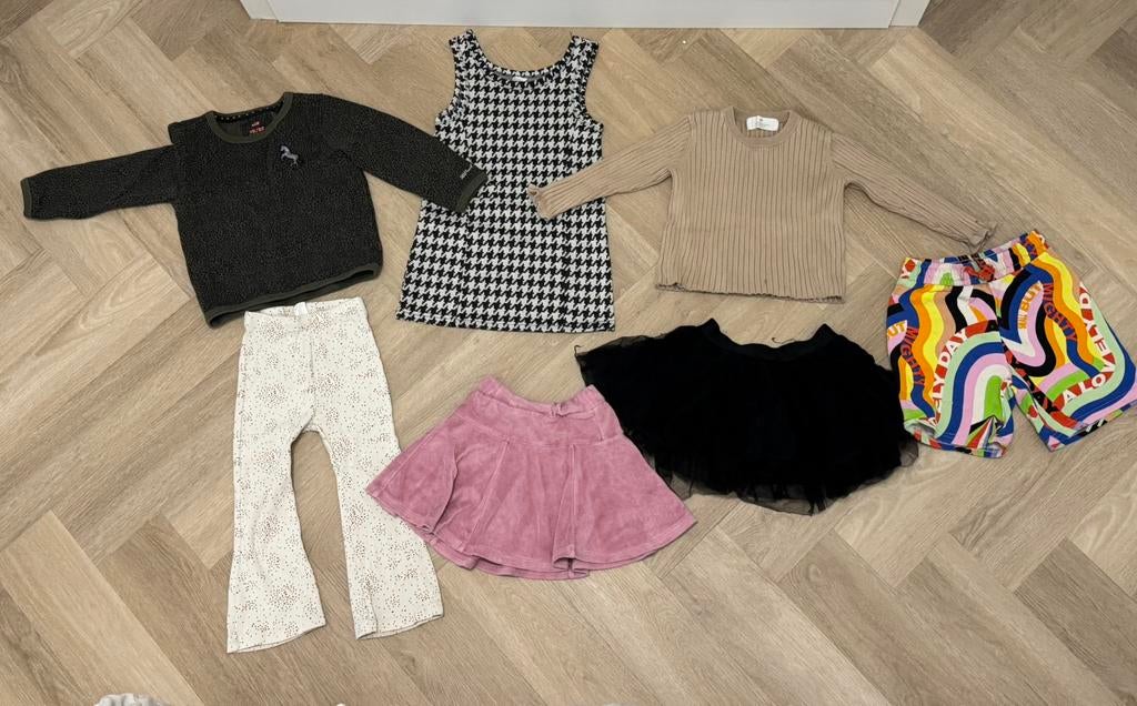Kleding pakket meisje, Kinderen en Baby's, Kinderkleding | Maat 98, Ophalen of Verzenden, Zo goed als nieuw, Meisje