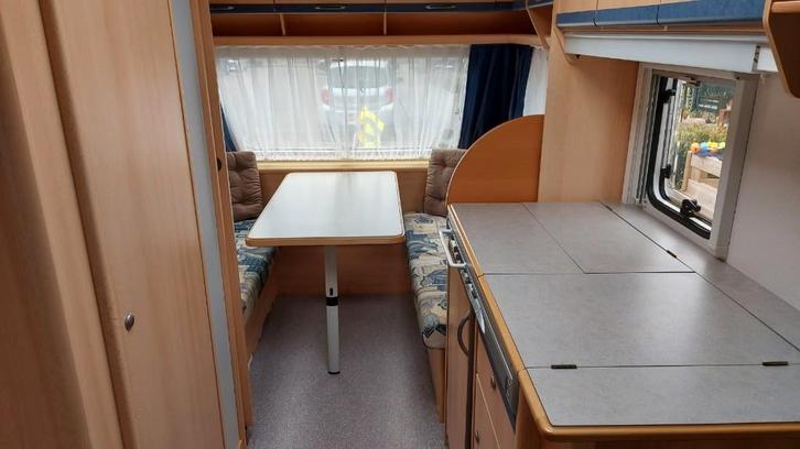 Knaus eifeland  460 ts, Caravans en Kamperen, Caravans, Particulier, tot en met 4, 750 - 1000 kg, Rondzit, Eifelland, Dwarsbed
