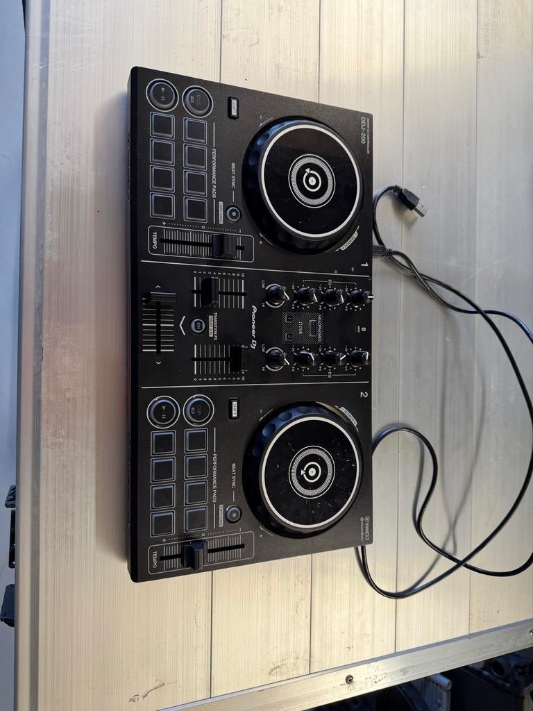 Pioneer DDJ-200 DJ-controller, Muziek en Instrumenten, Dj-sets en Draaitafels, Ophalen of Verzenden, Zo goed als nieuw, Dj-set