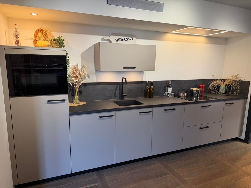 Showroomkeuken Keller Clay, Ophalen, Nieuw, Enkelwandige keuken, Overige kleuren