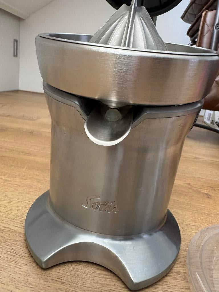 Solis Citruspers - RVS Elektrische Sapmaker, Ophalen, Zo goed als nieuw, Elektrisch, Citruspers