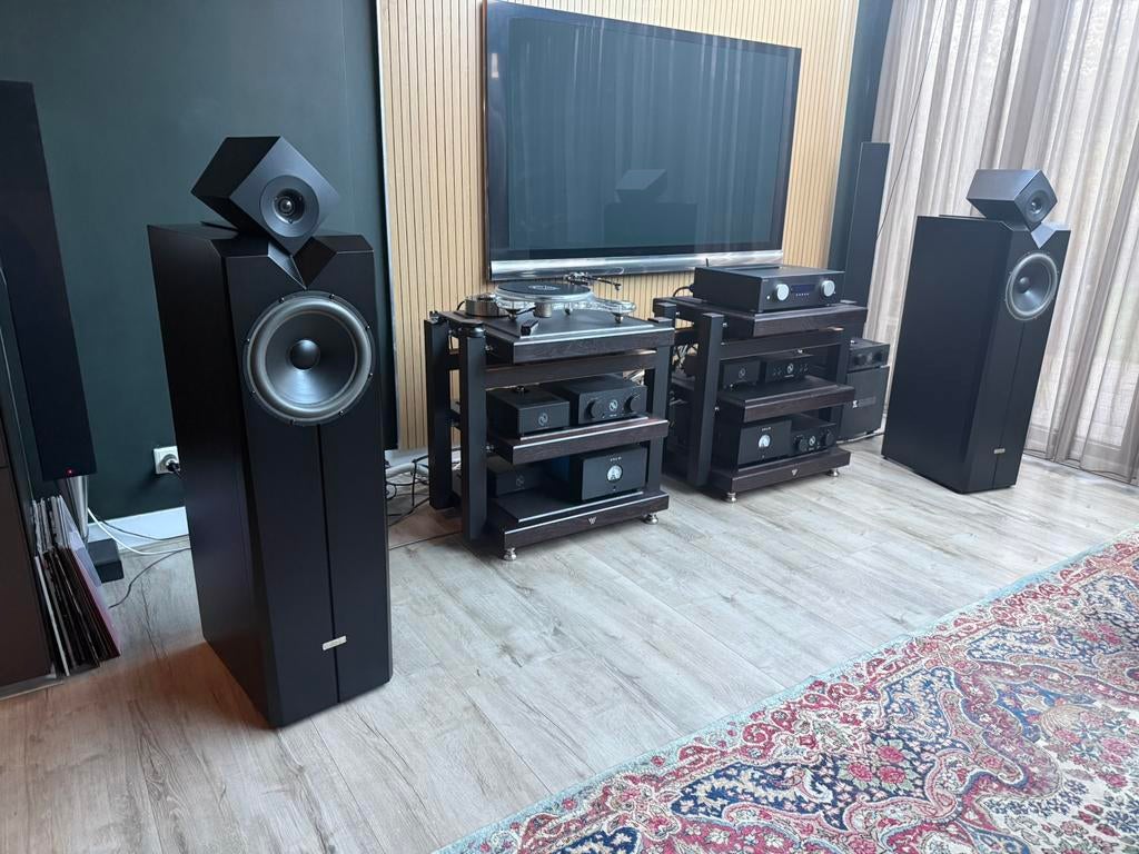 Acapella Harlekin (zeer fraai!), Acapella, 120 watt of meer, Info@acapella.de, Front, Rear of Stereo speakers