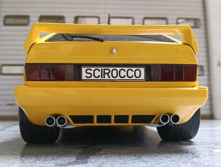 Volkswagen Scirocco MK1 1980 Rieger MCG, Hobby en Vrije tijd, Modelauto's | 1:18, Zo goed als nieuw, Auto, Overige merken, Ophalen of Verzenden