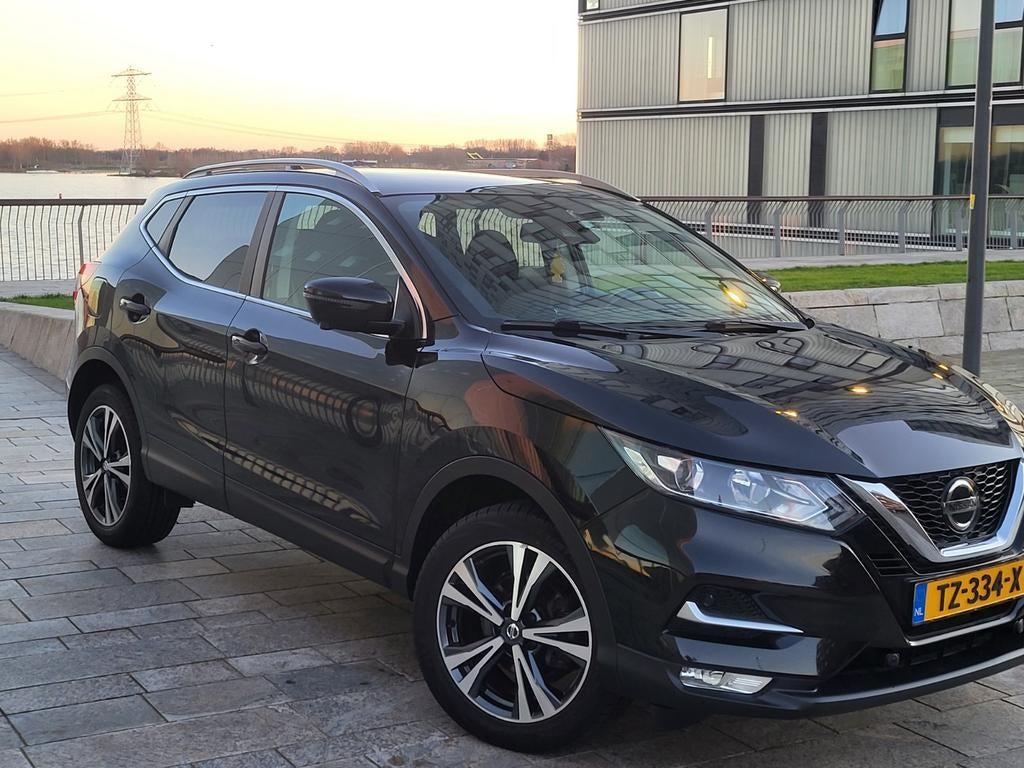 Nissan Qashqai 1.2 Dig-t 85KW 2WD 2018 Zwart, Auto's, Voorwielaandrijving, Euro 5, Stof, Zwart