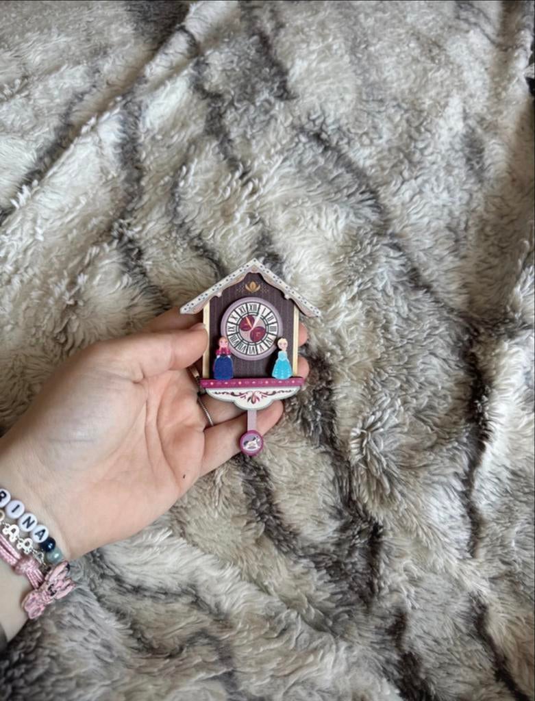 Mini Koekoeksklokje met Anna en Elsa, Ophalen of Verzenden, Beeldje of Figuurtje