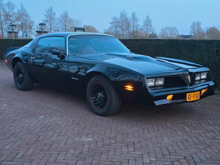 Pontiac Firebird 6.6 V8 / Flowmasters, Auto's, Pontiac, Particulier, Firebird, Lederen bekleding, Lichtmetalen velgen, Radio, LPG