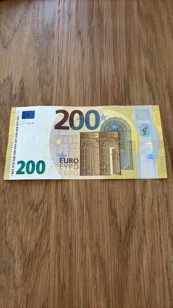 Nieuw type €200 euro biljet UNC EA3297256291, Postzegels en Munten, Bankbiljetten | Europa | Eurobiljetten, Ophalen of Verzenden
