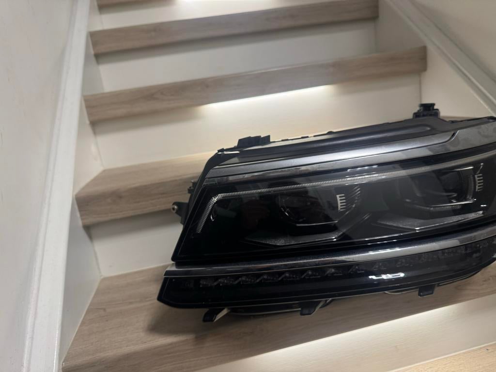 Volkswagen Tiguan LED Koplamp Links 5NB941081A, Ophalen of Verzenden, Gebruikt, Volkswagen