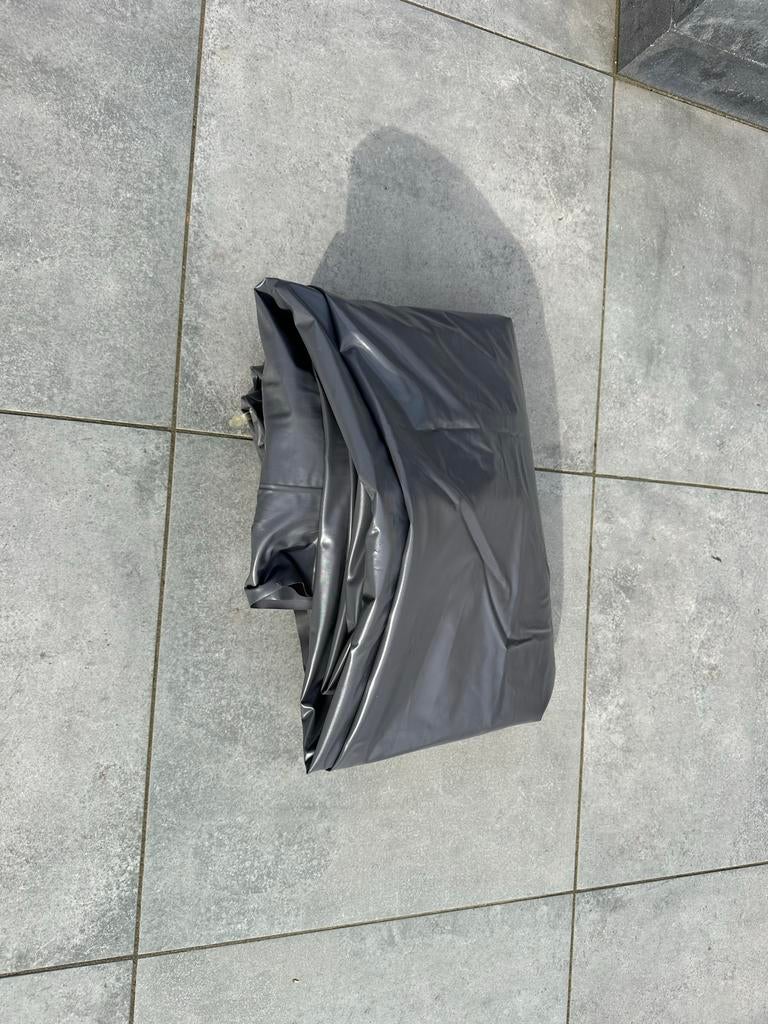 Waterdicht grondzeil met opblaas rand 2.50x4.50, Ophalen of Verzenden, Gebruikt