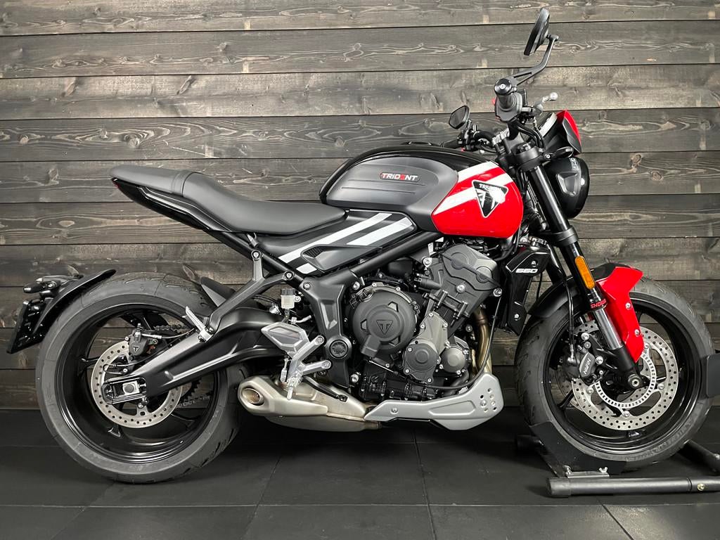 Triumph TRIDENT 660 2025 DIABLO RED (bj 2025), Motoren, Motoren | Triumph, Meer dan 35 kW, Naked bike, 660 cc, Bedrijf