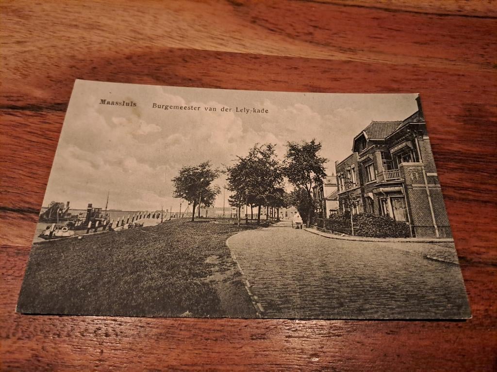 Maassluis,  Burg. Van der Lely kade, Verzamelen, Ansichtkaarten | Nederland, Ophalen of Verzenden, Zuid-Holland