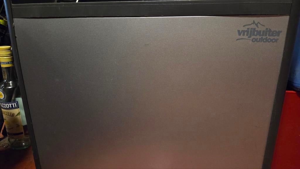 Absorptie koelkast / koelbox 220v / 12v en of op gas, Ophalen, Minder dan 85 cm