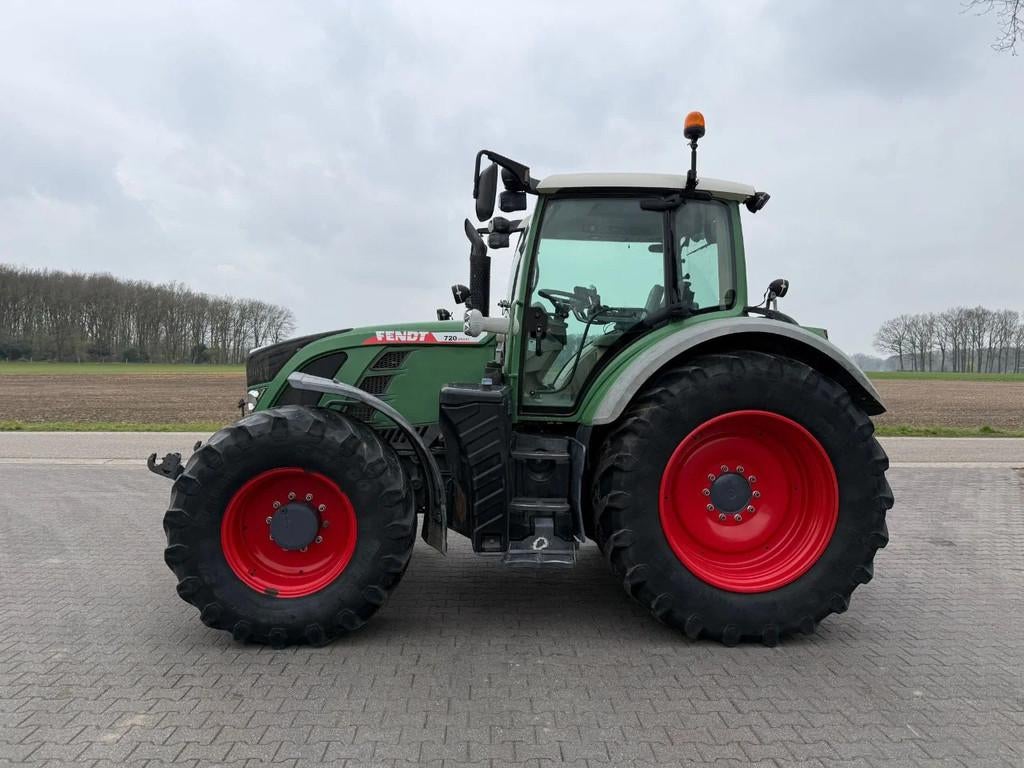 Fendt 720 (bj 2012), Gebruikt, Fendt, Slievenstraat 54
5711PL  Someren, NL, Tom van de Eijnden