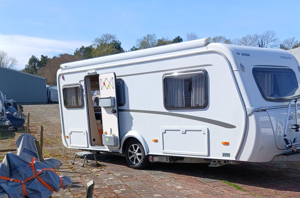 Caravan feeling 470  2016 met stalling, Standaardzit, Tot en met 3, Particulier, Schokbreker