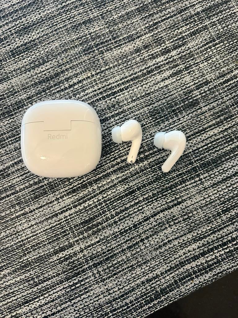 Xiaomi Redmi Buds 6 - Draadloze Oordopjes, Telecommunicatie, Mobiele telefoons | Oordopjes, Overige merken, Bluetooth, Nieuw, Ophalen of Verzenden