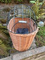 Basil rieten honden fietsmand L incl korf en kussen compleet, Ophalen of Verzenden, Zo goed als nieuw, Fietsmand
