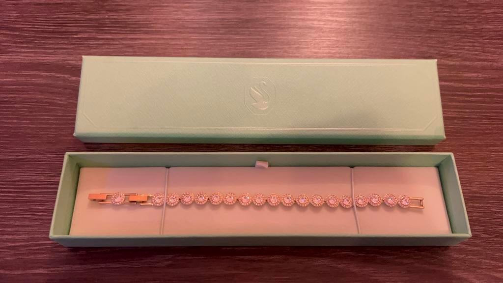 Swarovski Una Angelic Armband - Roségoudkleurig, Met kristal, Overige materialen, Ophalen of Verzenden, Zo goed als nieuw