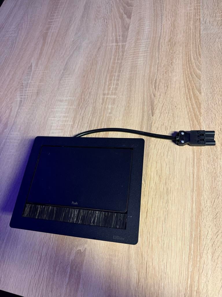 Evoline Fliptop Stopcontact met USB - Zwart, Ophalen of Verzenden, Nieuw, Stopcontact