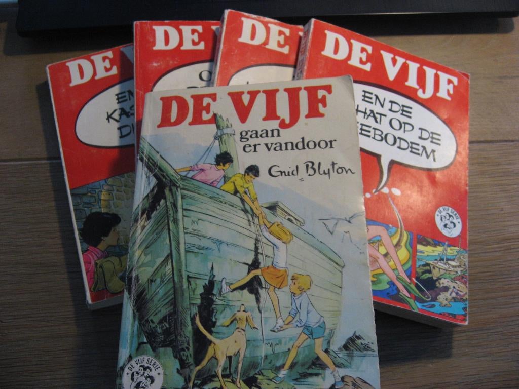 De Vijf. 5 X, Ophalen of Verzenden, Gelezen