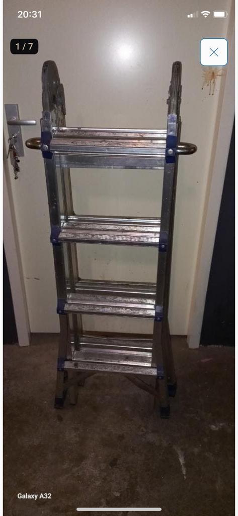 Professionele vouwladder (mist veiligheidsklep), Gebruikt, Ophalen of Verzenden, Ladder, Opvouwbaar of Inschuifbaar