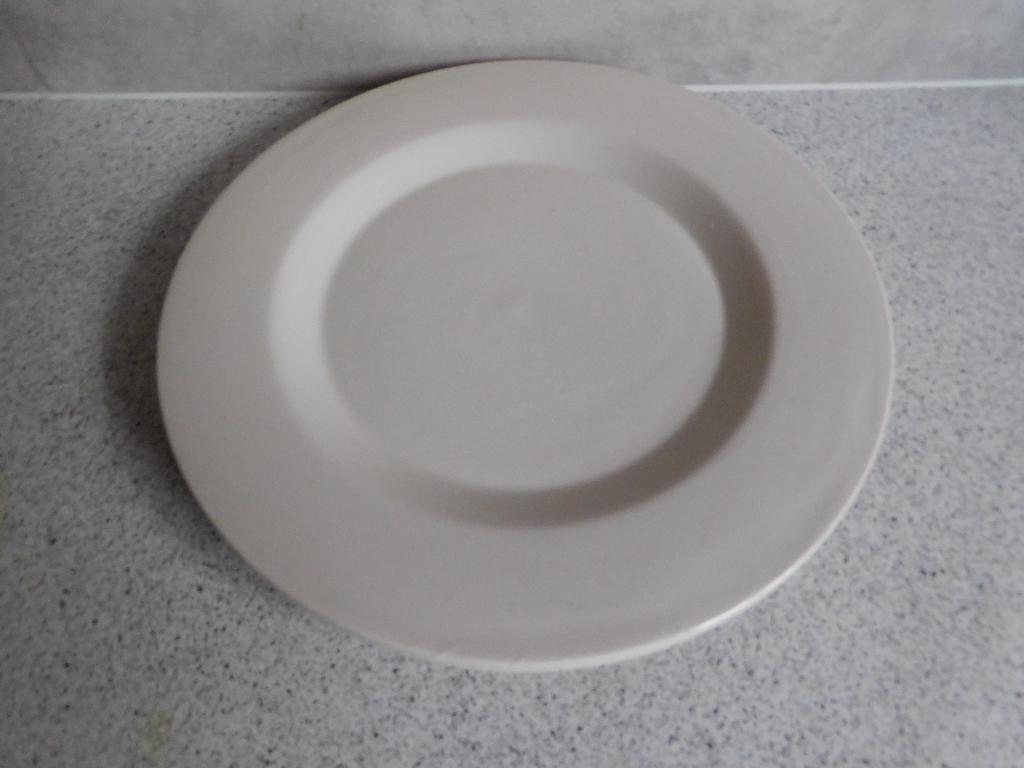 Plat bord 22,5 cm. Creme Dik Piet Hein Eek Fair Trade, Ophalen of Verzenden, Zo goed als nieuw, Overige stijlen, Kop(pen) en/of Schotel(s)