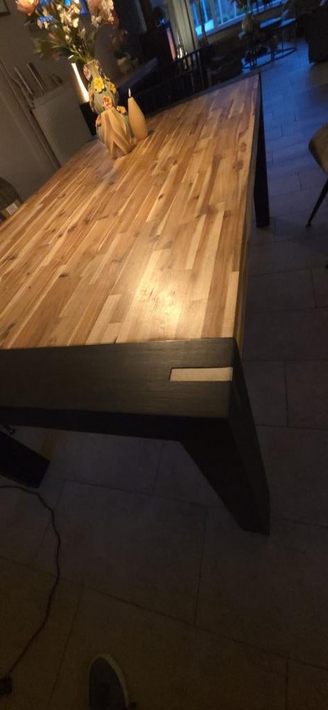 Houten eettafel met donkere poten, Ophalen of Verzenden, Gebruikt, Rechthoekig, 50 tot 100 cm