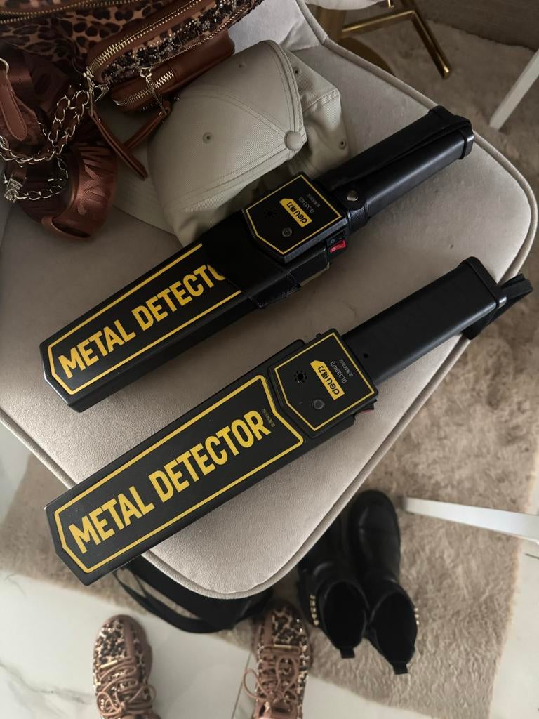 2x Metaaldetector voor persoonlijke beveiliging, Overige merken, Ophalen of Verzenden, 30 cm of minder, Gebruikt