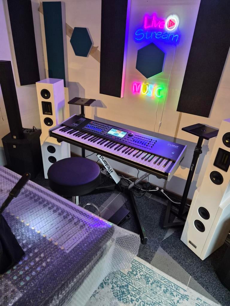 Ketron event 76 toetsen, Spelcomputers en Games, Spelcomputers | Overige, Ophalen of Verzenden, Zo goed als nieuw