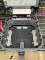 Givi Topkoffer met bevestigingsmaterialen, Motoren, Accessoires | Koffers en Tassen, Ophalen of Verzenden, Gebruikt