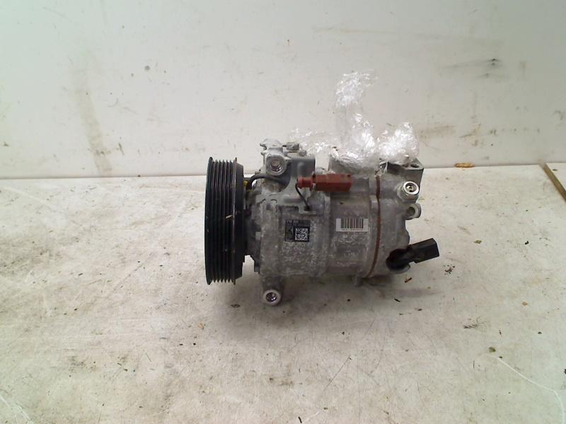 Airco Pomp Volkswagen Golf VIII (CD1) 2022 5WA816803A, Gebruikt, Volkswagen, Volkswagen AG, Kundenbetreuung@volkswagen.de