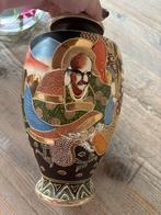 Antieke Japanse Satsuma Vaas met Geisha Decoratie, Ophalen