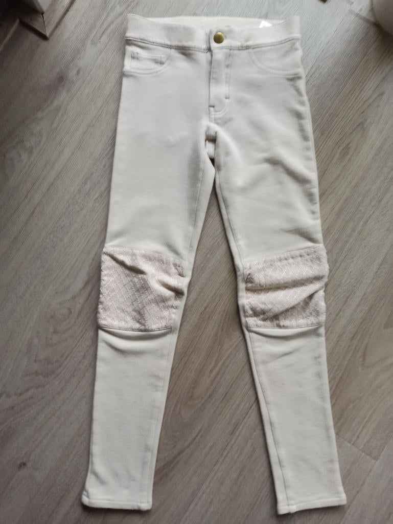 Beige paardrij look broek 128/134 met kniestukken, Kinderen en Baby's, Broek, Meisje, H&M, Ophalen of Verzenden