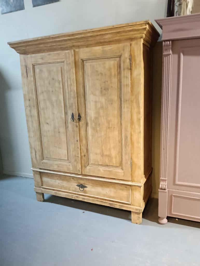 Prachtige antieke landelijke 2 deurs kast., Ophalen of Verzenden