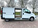 Renault Trafic 2.0 dCi T29 L2H1 Youngtimer 1e eig. 3 Persoon, Stof, 2000 kg, Renault, Wit