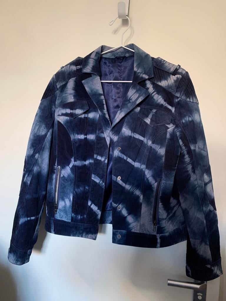 Suede jasje, batikmotief, denim kleuren, 40/42, Kleding | Dames, Jasjes, Kostuums en Pakken, Ophalen of Verzenden, Zo goed als nieuw
