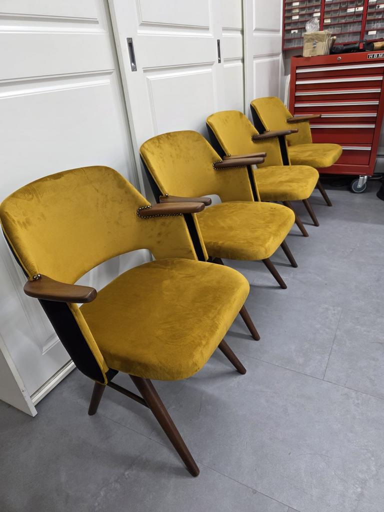 4 pastoe FT30 eetkamerstoelen, Overige kleuren, Zo goed als nieuw, Vier, Stof