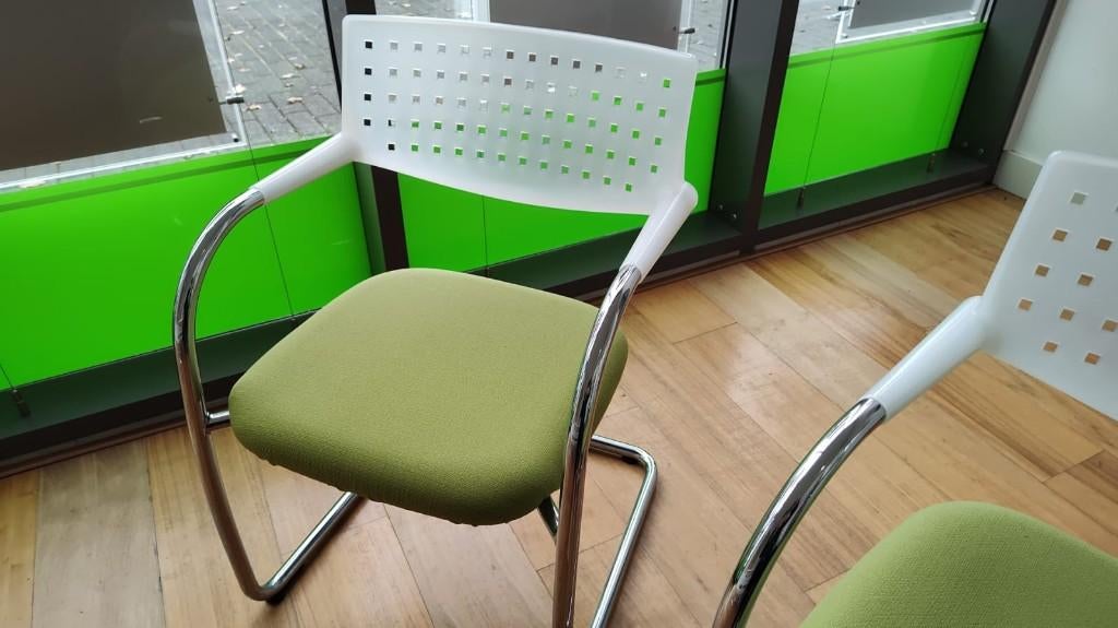 Antonio Citterio Vitra Visavis stoelen, Huis en Inrichting, Stoelen, Ophalen, Zo goed als nieuw, Kunststof