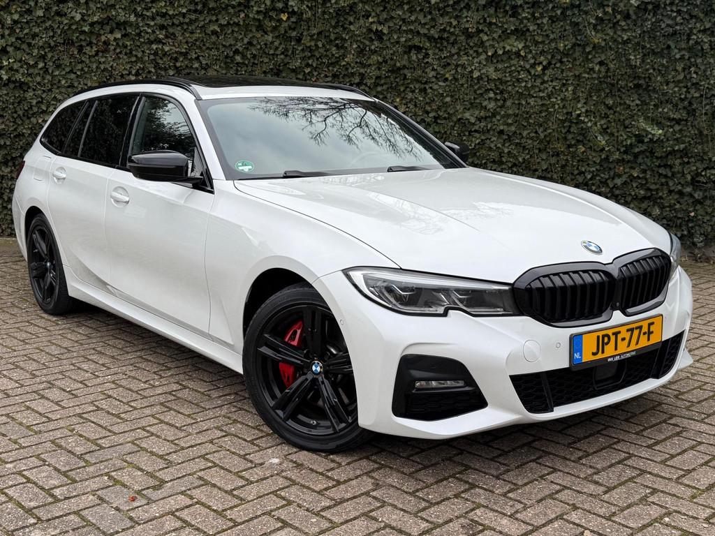 BMW 3-serie Touring 330e xDrive High Executive M-Pakket | M3, Auto's, BMW, 1998 cc, Gebruikt, 4 cilinders, 1865 kg