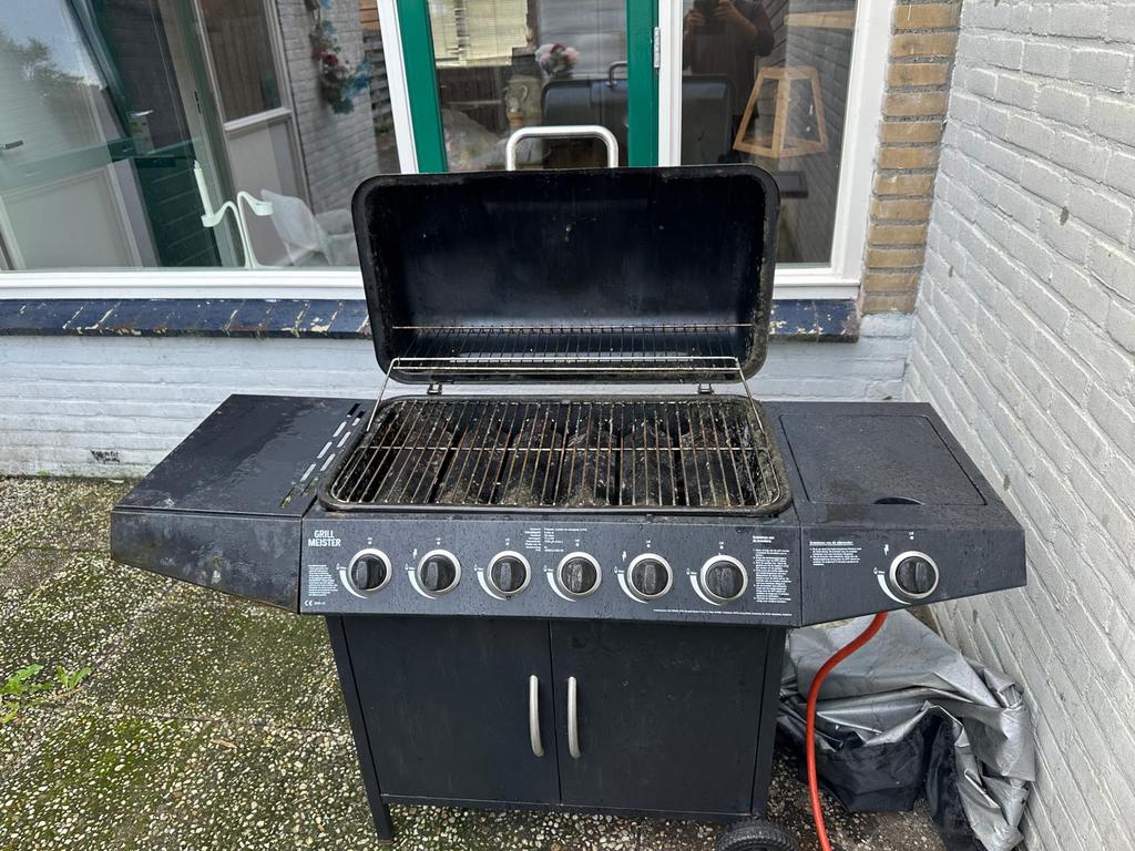 Gas BBQ Grillmeister met 6 branders, Ophalen, Gebruikt