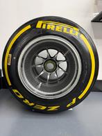 F1 Wiel 2021 Max Verstappen - Pirelli Band, Ophalen of Verzenden, Gebruikt