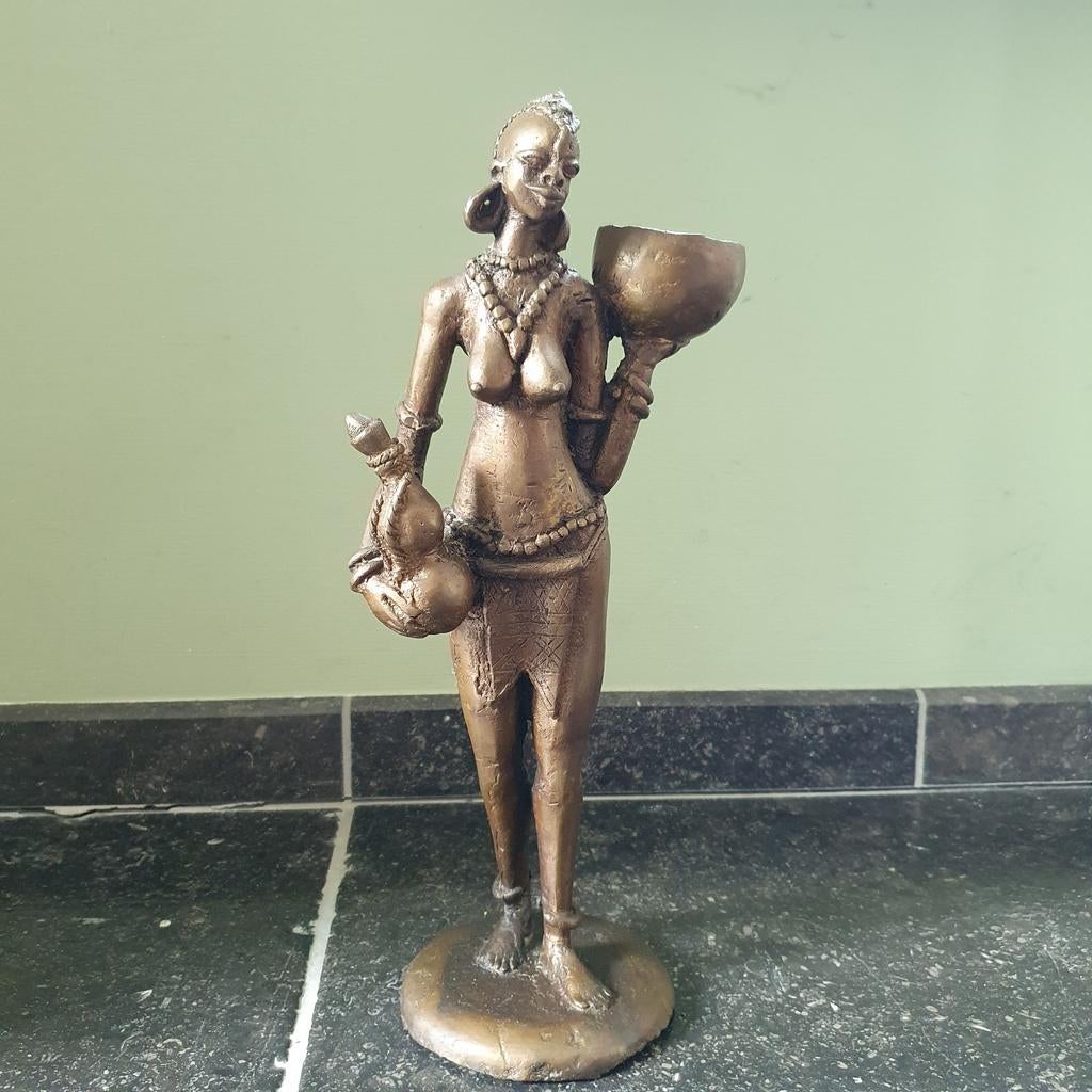 Bronzen beeld van Afrikaanse vrouw 42 cm hoog. 5.3 kg, Antiek en Kunst, Ophalen of Verzenden