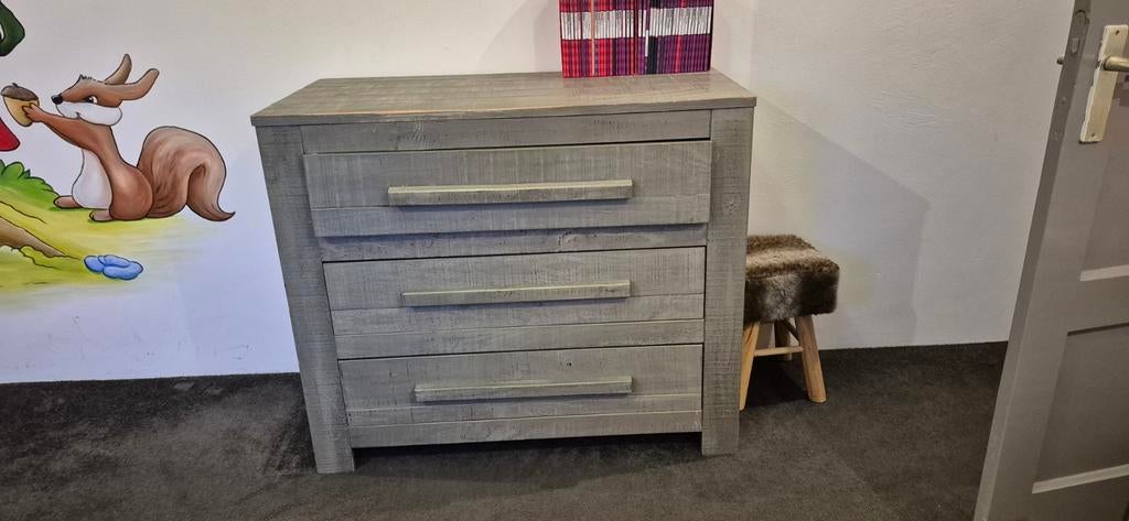 Grijze houten commode met lades, Met plank(en), Gebruikt, Modern, 25 tot 50 cm